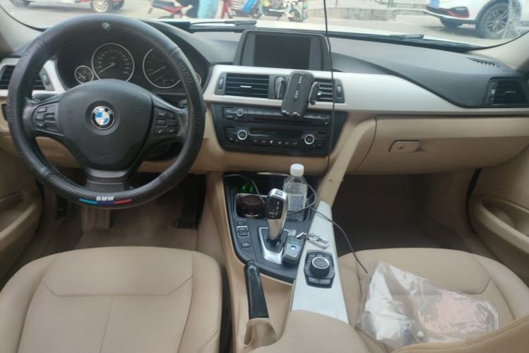 Used BMW 3 Series 2015 320Li Luxury Edition Fashion Model Center Console