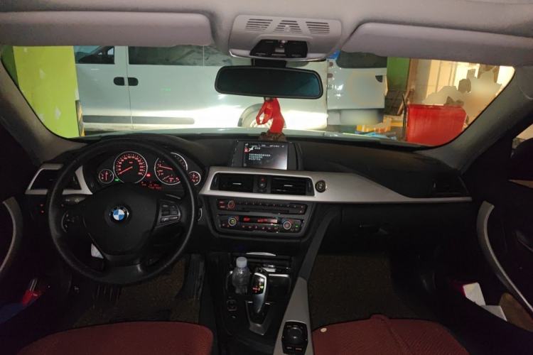 Used BMW 3 Series 2015 320Li Luxury Edition Fashion Model Center Console