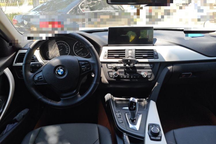 Used BMW 3 Series 2015 320Li Luxury Edition Fashion Model Center Console