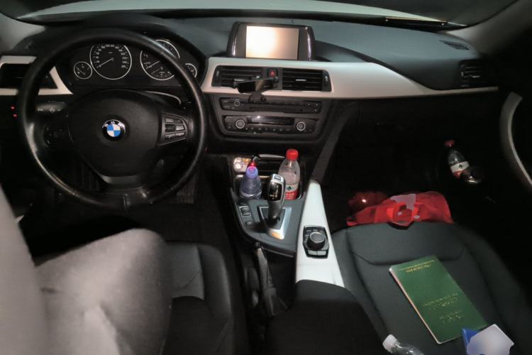 Used BMW 3 Series 2015 320Li Luxury Edition Fashion Model Center Console
