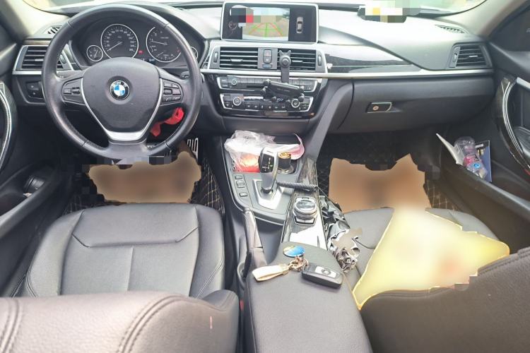 Used BMW 3 Series 2015 320Li Luxury Edition Fashion Model Center Console