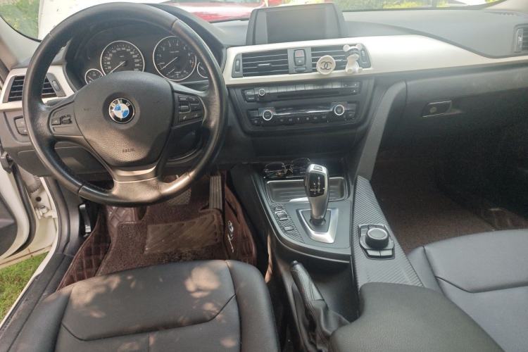 Used BMW 3 Series 2015 320Li Luxury Edition Fashion Model Center Console