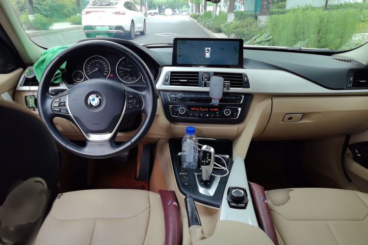 Used BMW 3 Series 2015 320Li Luxury Edition Fashion Model Center Console
