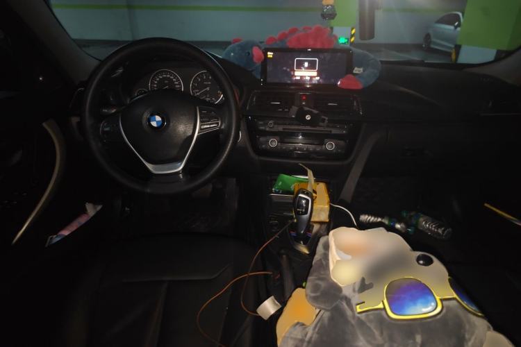 Used BMW 3 Series 2015 320Li Fashion Model Center Console
