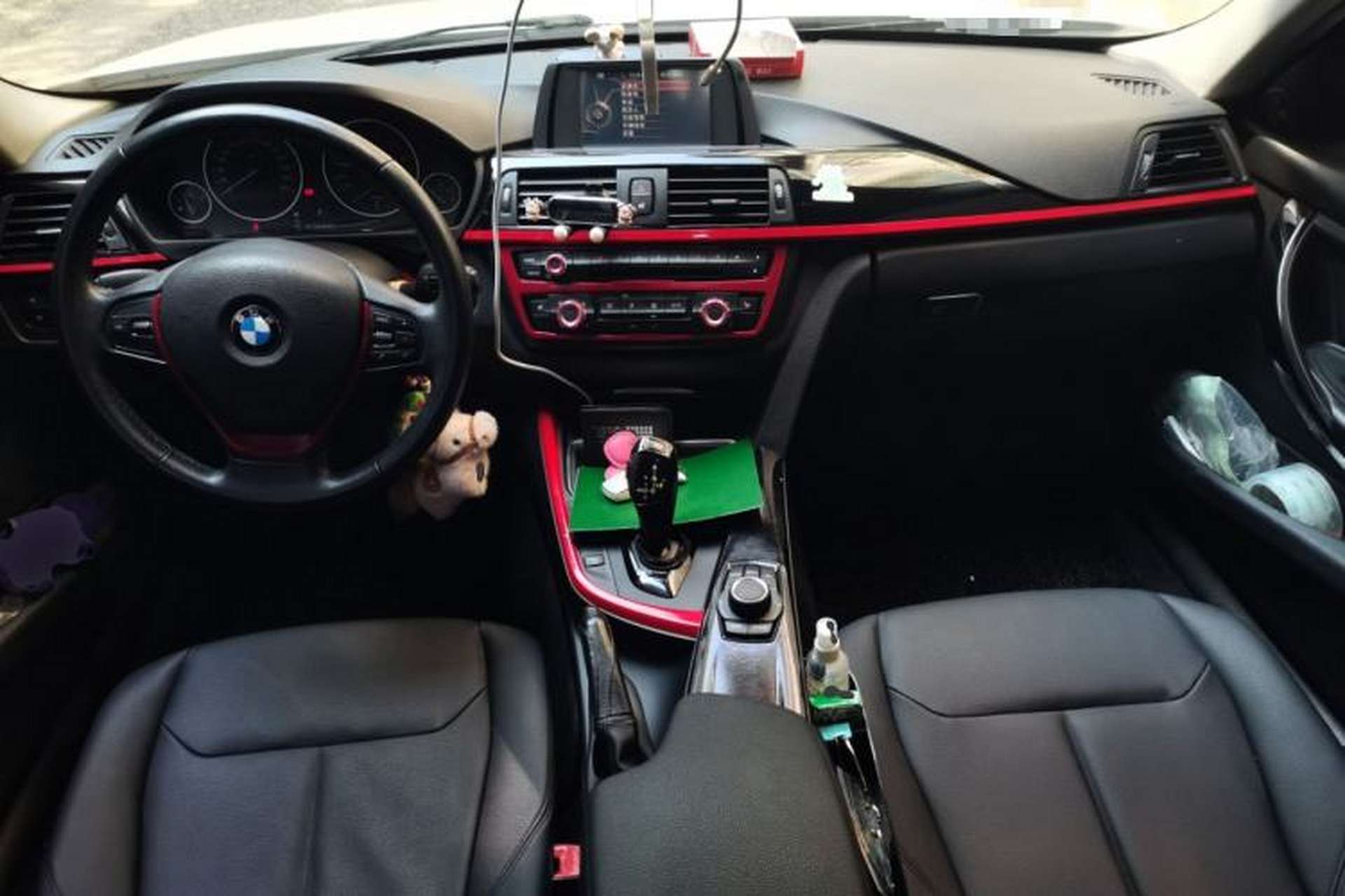 Used BMW 3 Series 2015 316Li Fashion Model Center Console