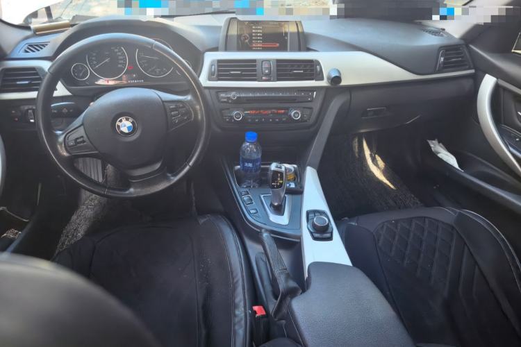 Used BMW 3 Series 2015 320Li Luxury Edition Fashion Model Center Console