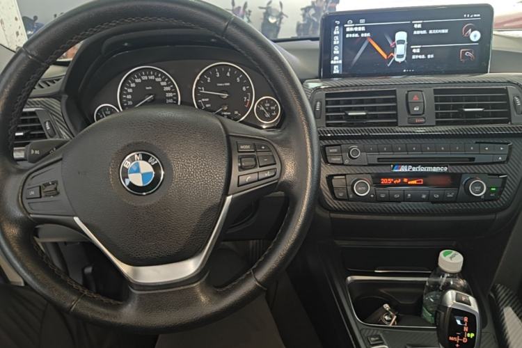 Used BMW 3 Series 2015 320Li Luxury Edition Fashion Model Center Console