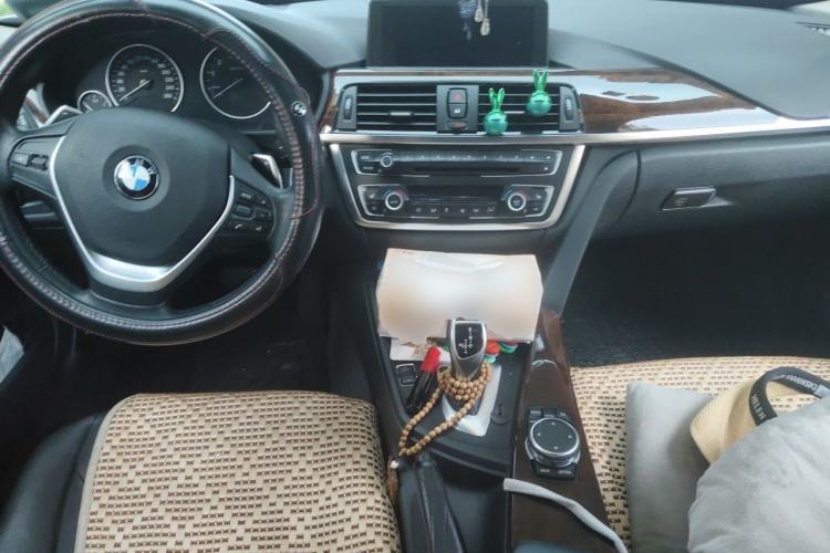 Used BMW 3 Series 2015 320Li Luxury Design Package Premium Edition Center Console