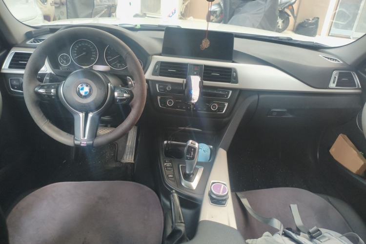 Used BMW 3 Series 2015 320Li Luxury Edition Fashion Model Center Console
