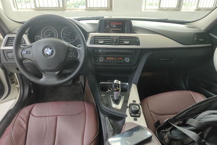 Used BMW 3 Series 2015 320Li Luxury Edition Fashion Model Center Console