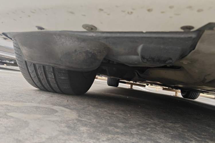 Used BMW 3 Series 2015 320Li Fashion Model Chassis Front Right