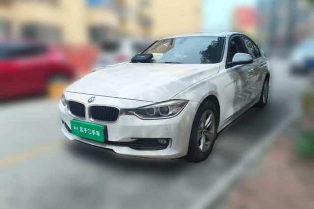 Used BMW 3 Series 2015 320i Luxury Line Stylish Edition