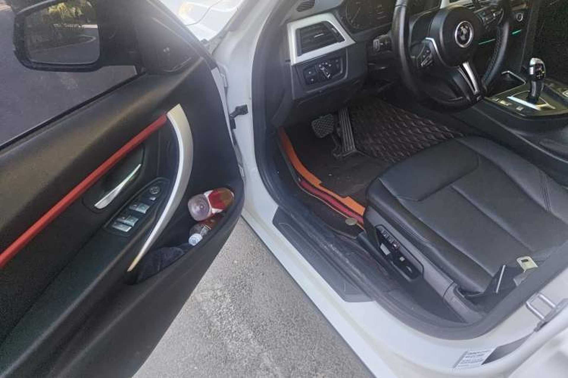 Used BMW 3 Series 2015 320i Luxury Line Stylish Edition Driver Seat