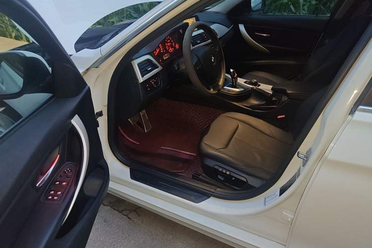 Used BMW 3 Series 2015 320Li Luxury Edition Fashion Model Driver Seat