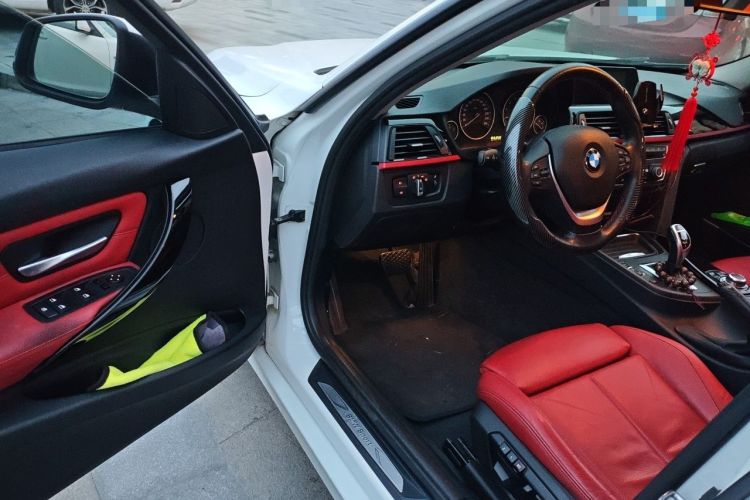 Used BMW 3 Series 2015 320i Luxury Edition Sports Design Package Driver Seat