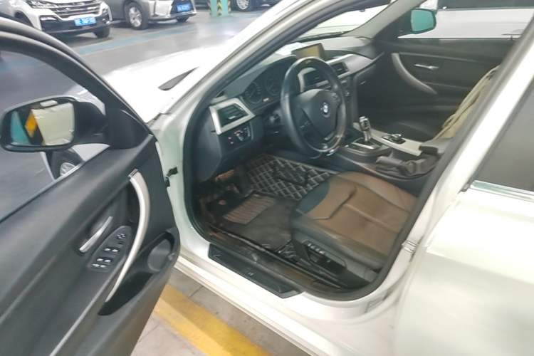 Used BMW 3 Series 2015 320Li Fashion Model Driver Seat