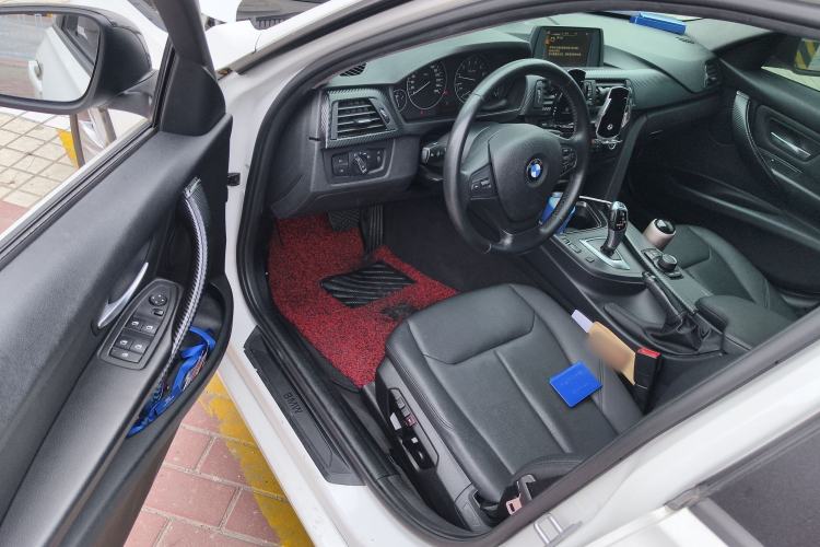 Used BMW 3 Series 2015 320i Fashion Model Driver Seat
