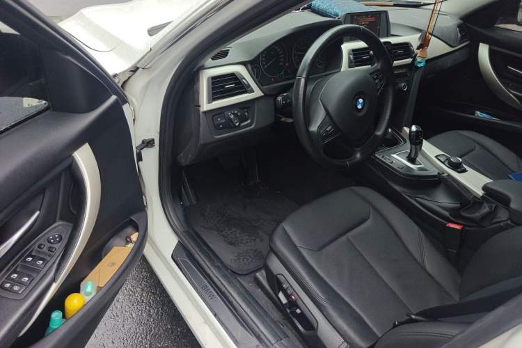 Used BMW 3 Series 2015 320Li Luxury Edition Fashion Model Driver Seat