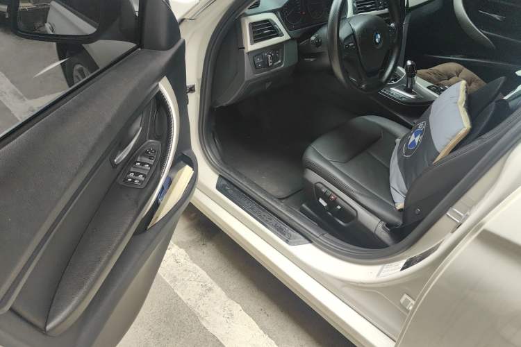 Used BMW 3 Series 2015 320Li Fashion Model Driver Seat