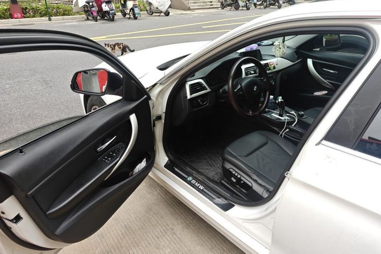 Used BMW 3 Series 2015 320Li Luxury Edition Fashion Model Driver Seat