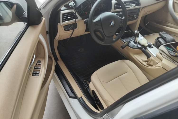 Used BMW 3 Series 2015 320Li Luxury Edition Fashion Model Driver Seat