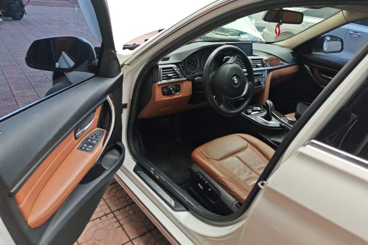 Used BMW 3 Series 2015 320Li Luxury Design Package Premium Edition Driver Seat