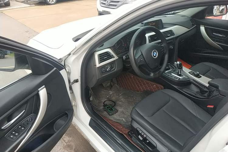 Used BMW 3 Series 2015 316Li Fashion Model Driver Seat