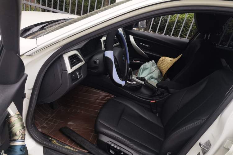 Used BMW 3 Series 2015 316Li Fashion Model Driver Seat