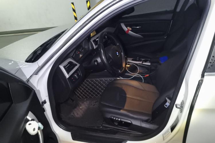 Used BMW 3 Series 2015 316Li Fashion Model Driver Seat