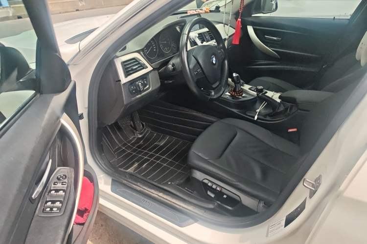Used BMW 3 Series 2015 320Li Luxury Edition Fashion Model Driver Seat