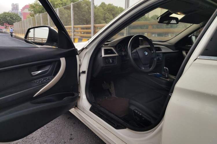 Used BMW 3 Series 2015 320Li Luxury Edition Fashion Model Driver Seat