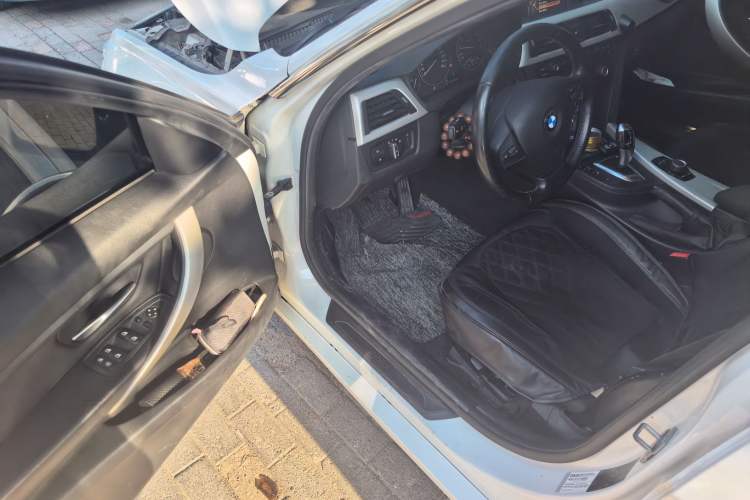 Used BMW 3 Series 2015 320Li Luxury Edition Fashion Model Driver Seat