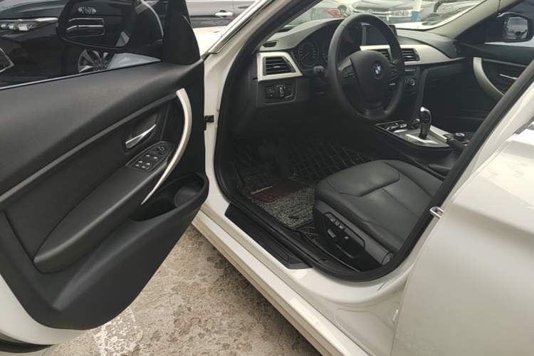 Used BMW 3 Series 2015 320Li Fashion Model Driver Seat