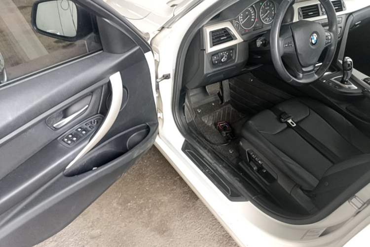 Used BMW 3 Series 2015 320Li Luxury Edition Fashion Model Driver Seat
