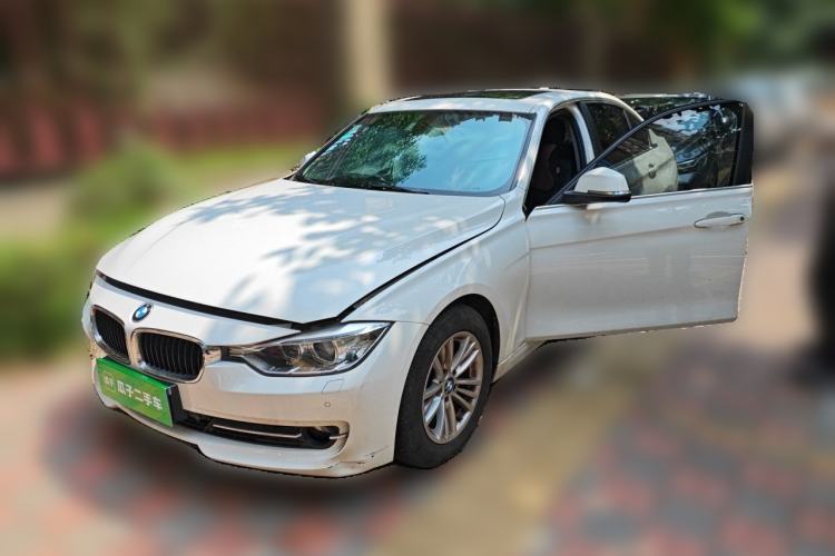 Used BMW 3 Series 2015 320Li Luxury Edition Fashion Model Guazi used car, China used car export, Used car for sale, Used  cars, Cheapest cars for sale