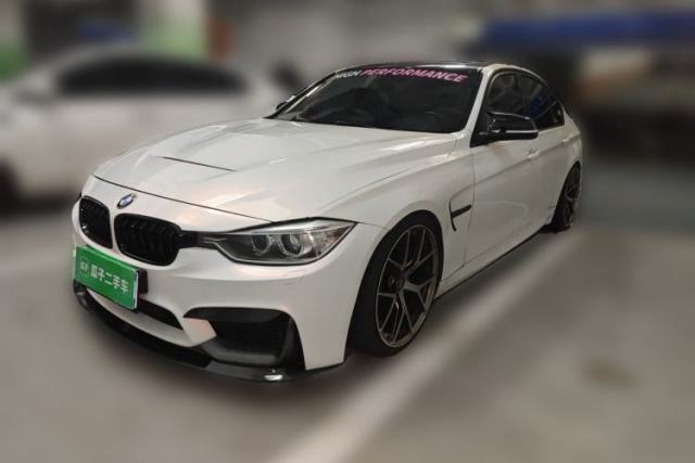 BMW 3 Series 2015 320i Luxury Line Stylish Edition usado