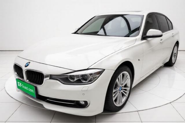 BMW 3 Series 2015 316Li Fashion Model usado