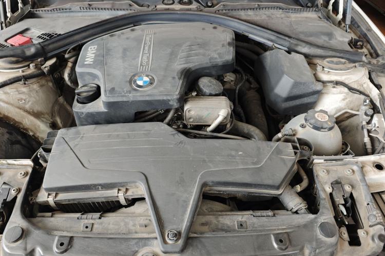 Used BMW 3 Series 2015 320Li Fashion Model Engine Bay