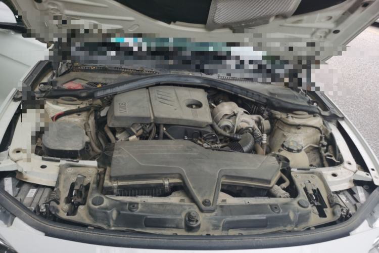 Used BMW 3 Series 2015 316Li Fashion Model Engine Bay