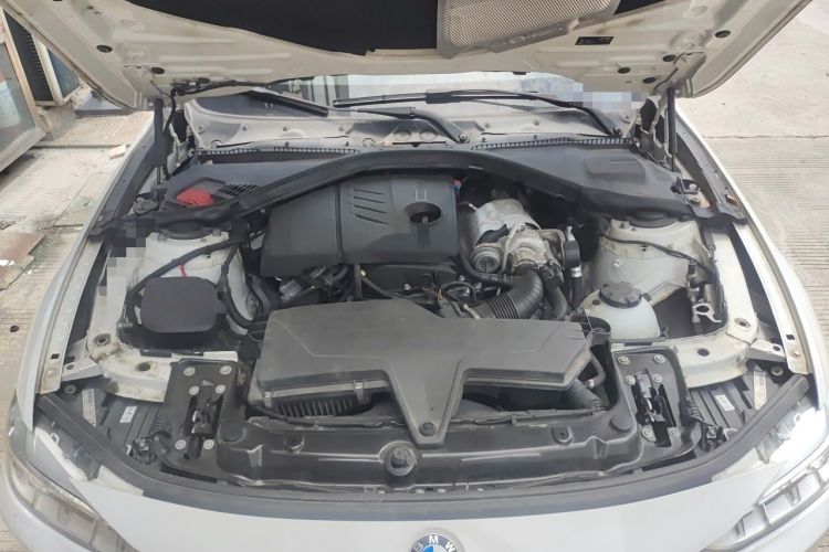 Used BMW 3 Series 2015 316Li Fashion Model Engine Bay