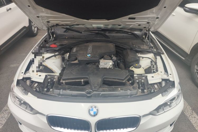 Used BMW 3 Series 2015 320Li Fashion Model Engine Bay
