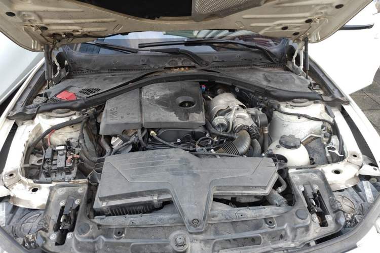 Used BMW 3 Series 2015 316i Active Edition Engine Bay
