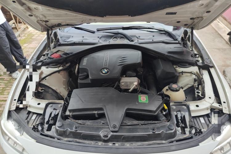Used BMW 3 Series 2015 320Li Luxury Design Package Premium Edition Engine Bay