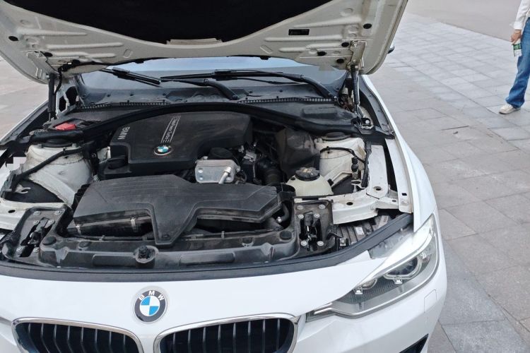 Used BMW 3 Series 2015 320i Luxury Edition Sports Design Package Engine Bay Left