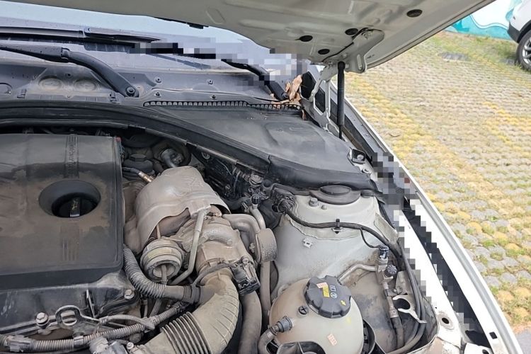 Used BMW 3 Series 2015 316i Active Edition Engine Bay Left