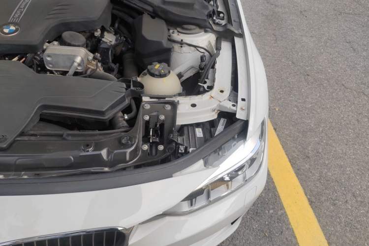 Used BMW 3 Series 2015 328Li Luxury Design Package Engine Bay Left