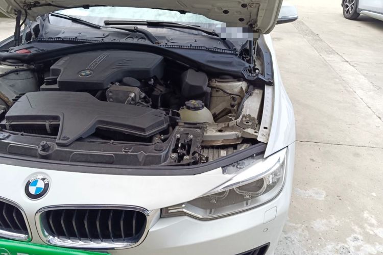 Used BMW 3 Series 2015 320i Luxury Edition Sports Design Package Engine Bay Left