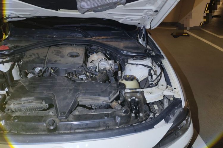 Used BMW 3 Series 2015 316Li Fashion Model Engine Bay Left