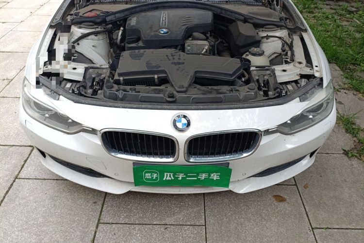 Used BMW 3 Series 2015 320i Fashion Model Engine Bay