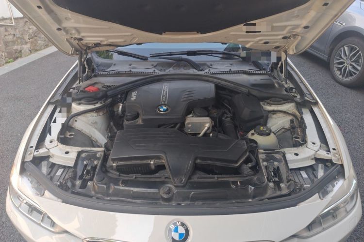Used BMW 3 Series 2015 320Li Fashion Model Engine Bay